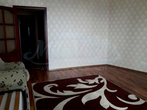 квартира за адресою Анни Ахматової вул., 31