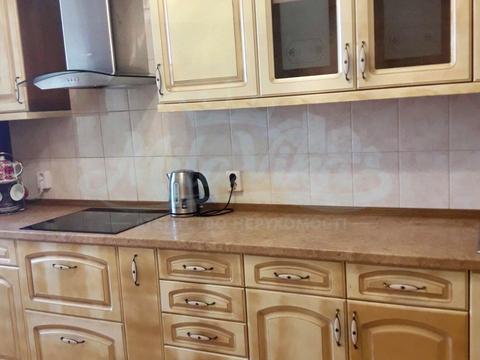 квартира за адресою Анни Ахматової вул., 31