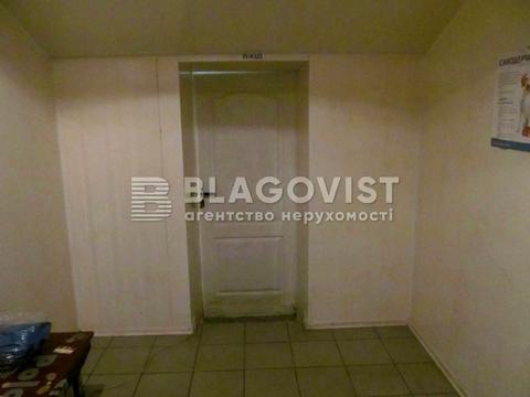коммерческая по адресу Андрія Мельника ул. (Генерала Тупікова), 3/1