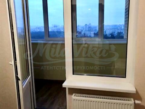 квартира за адресою Миколи Вінграновського вул., 2
