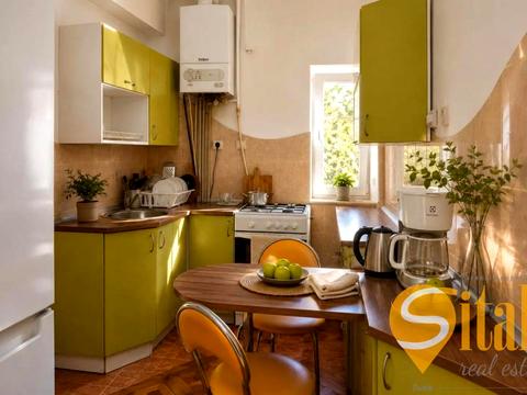 квартира за адресою Шота Руставелі вул., 42
