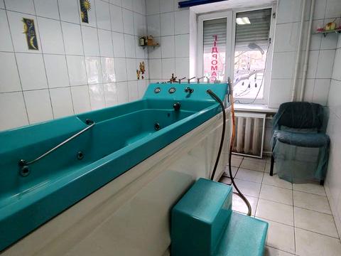 комерційна за адресою Братства Тарасівців вул. (Декабристів), 12/37
