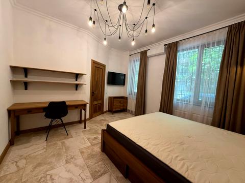 квартира за адресою Софіївська вул., 5б