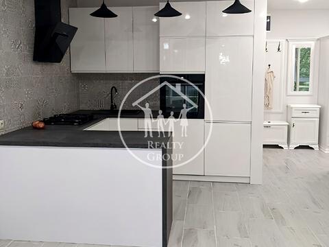 квартира по адресу Угорская ул., 12