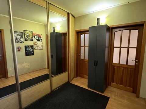 квартира за адресою Валентинівська вул. (Блюхера), 21а
