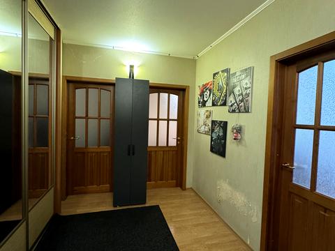 квартира за адресою Валентинівська вул. (Блюхера), 21а