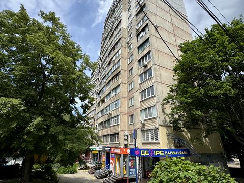 квартира за адресою Валентинівська вул. (Блюхера), 21а