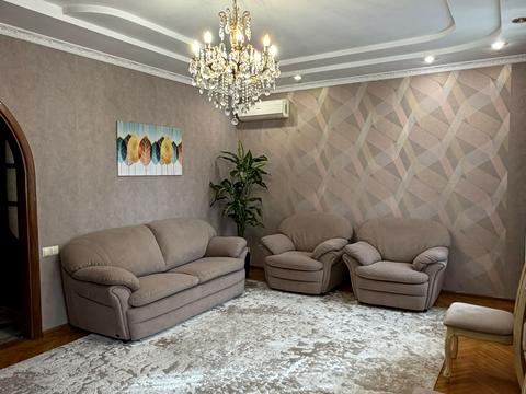 квартира за адресою Свободи вул., 75