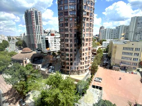 коммерческая по адресу Евгения Коновальца ул. (Щорса), 36-Д