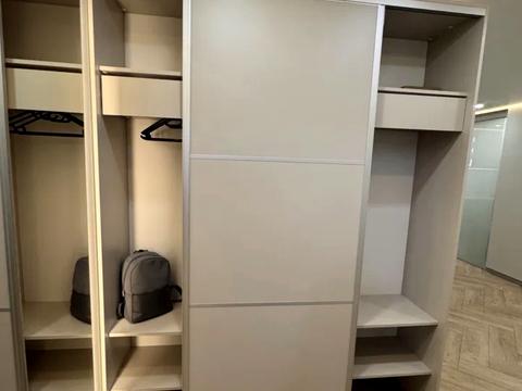 квартира по адресу Роксоланы ул., 43б
