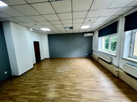 комерційна за адресою Академіка Андрія Сахарова вул. (Суворова), 42
