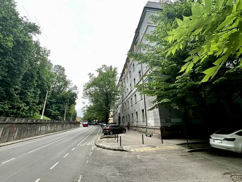 коммерческая по адресу Академика Сахарова ул., 42