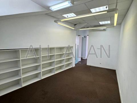 комерційна за адресою Рибальська вул., 22