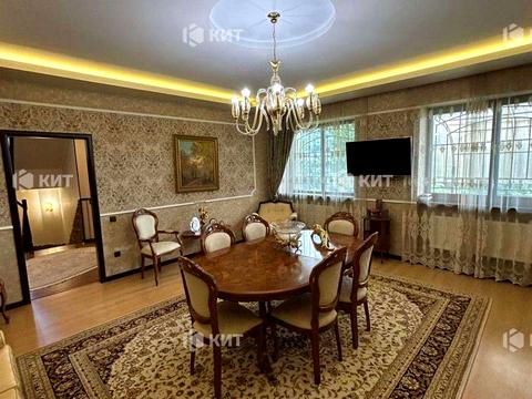 будинок за адресою Квітуча вул., 10