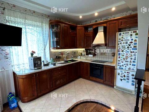 будинок за адресою Квітуча вул., 10