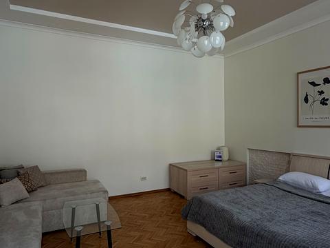 квартира за адресою Театральна вул., 23