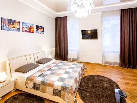 квартира за адресою Театральна вул., 23