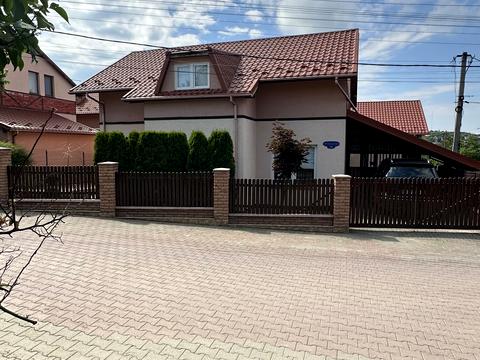 будинок за адресою Дружби Народів, 18