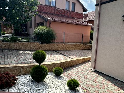 будинок за адресою Дружби Народів, 18