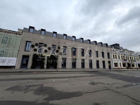 комерційна за адресою Київ, Петра Сагайдачного вул., 18