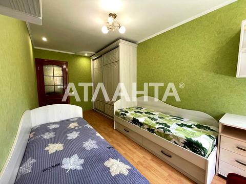 квартира за адресою Космонавтів просп., 52