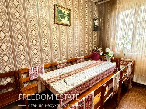 будинок за адресою Зміїв, Сонячна
