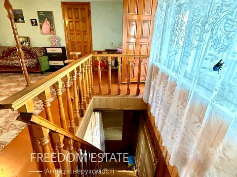 будинок за адресою Зміїв, Сонячна
