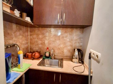 комерційна за адресою Шовковична вул., 30