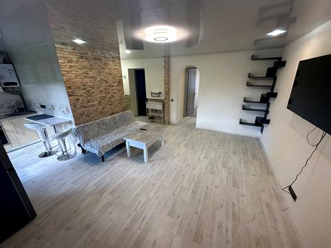 квартира за адресою Уласа Самчука вул., 5