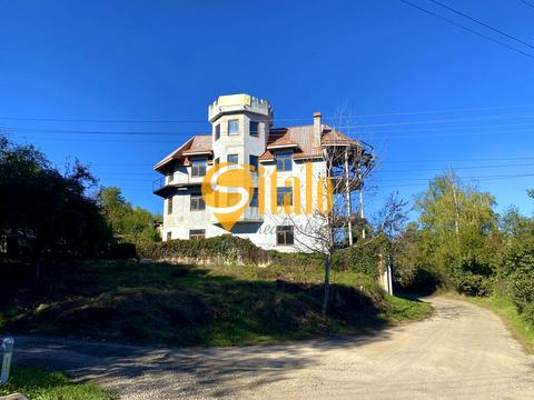будинок за адресою Центральна
