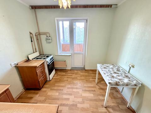 квартира за адресою Каштанова вул., 11