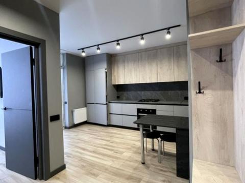 квартира за адресою Співдружності вул., 5