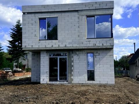 будинок за адресою с. Підрясне, Робінзонів, 8