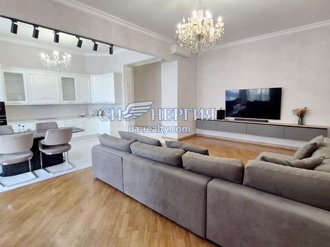 квартира за адресою Шота Руставелі вул., 27-А