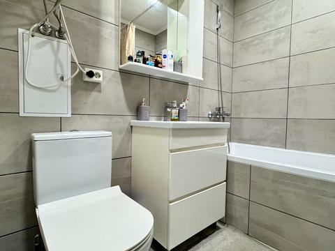 квартира за адресою Чернівці, Небесної Сотні вул. (Івана Стасюка), 26