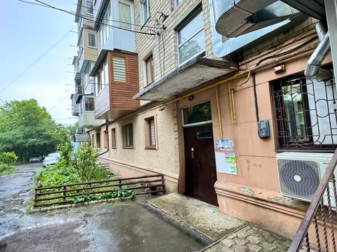 квартира за адресою Чернівці, Небесної Сотні вул. (Івана Стасюка), 7
