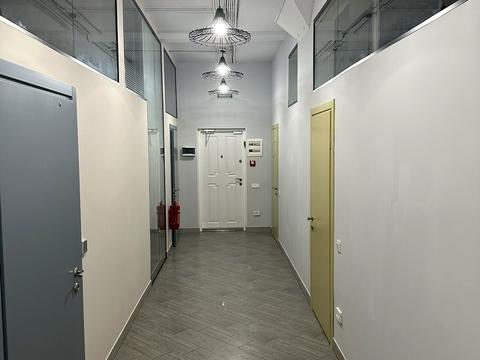 коммерческая по адресу Вице-адмирала Жукова пер., 17/19