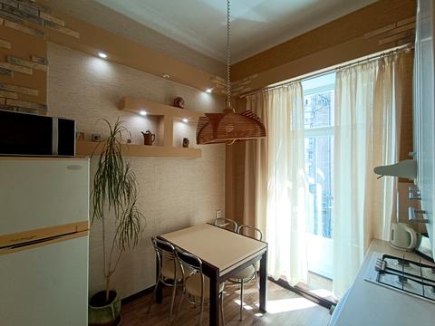 квартира за адресою Софіївська пл., 1/2