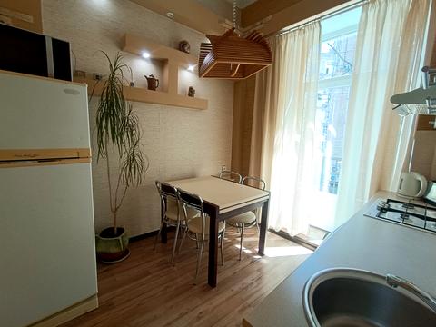 квартира за адресою Софіївська пл., 1/2