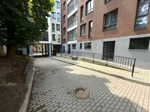 коммерческая по адресу Тараса Шевченко ул., (Будинок 6)
