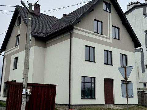 коммерческая по адресу Козика, 1