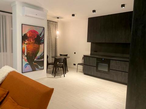 квартира за адресою Дмитрівська вул., 60
