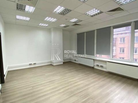 комерційна за адресою Кловський узвіз, 7a