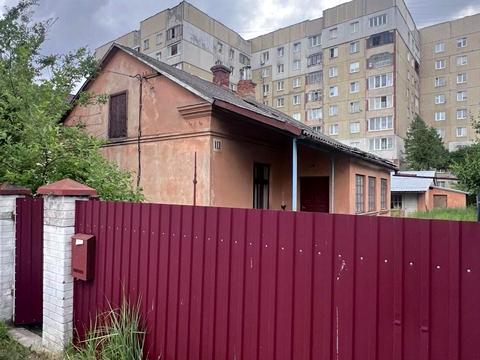будинок за адресою Олександра Лушпинського вул.