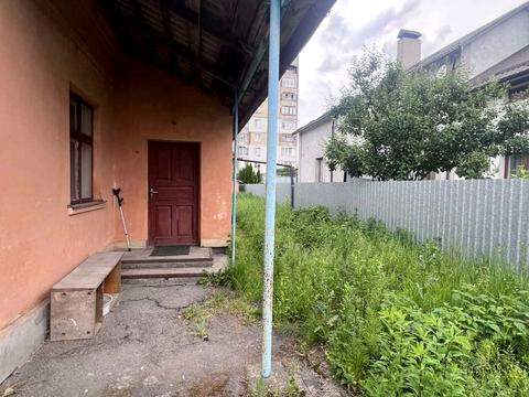 будинок за адресою Олександра Лушпинського вул.