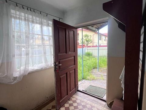 будинок за адресою Олександра Лушпинського вул.