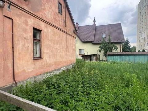 будинок за адресою Олександра Лушпинського вул.