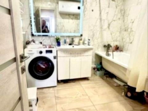 квартира за адресою Золочівська вул., 21