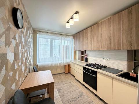 квартира за адресою Миру вул., 10