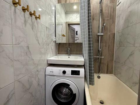квартира за адресою Миру вул., 10